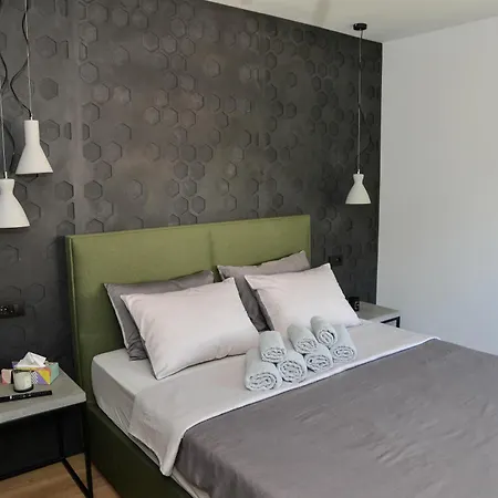 Black Apartment